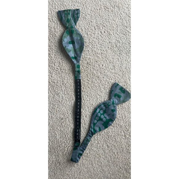 Vtg Hand Tie Dyed Greens Abstract Self Tie Formal Silk Bowtie Lining Numbered - Picture 4 of 10